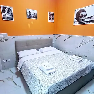 https://oscar-rooms.it-romehotels.com